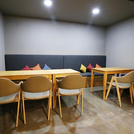 With U Hotel & Guesthouse Sokcho Exteriör bild